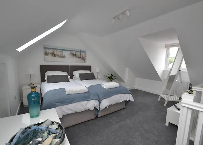 Cowes Town House